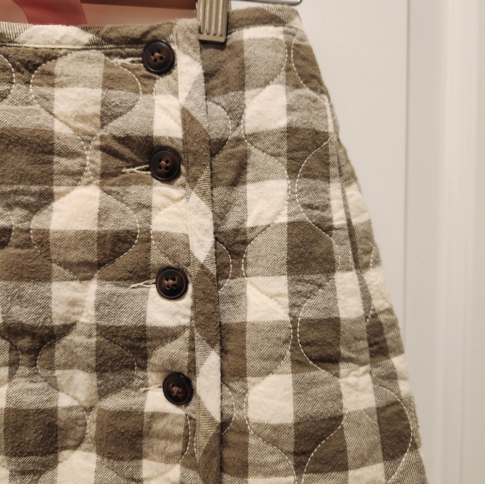 Madewell: Green/Cream Quilted Plaid Button-Down Skirt - Size 6 - Picture 6 of 6